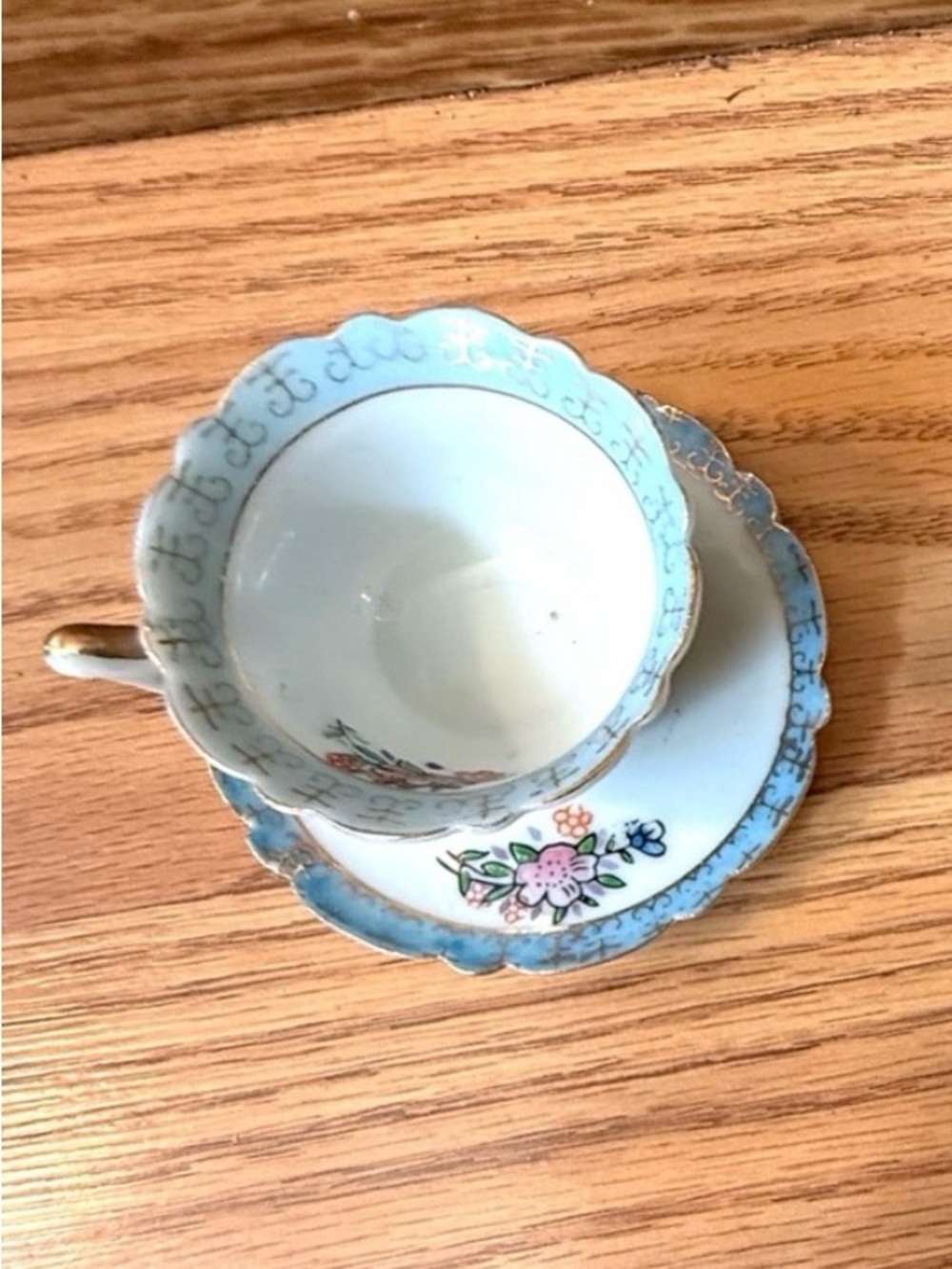 A vintage Japanese porcelain child's toy tea set or demitasse set,1940s–50’s era
